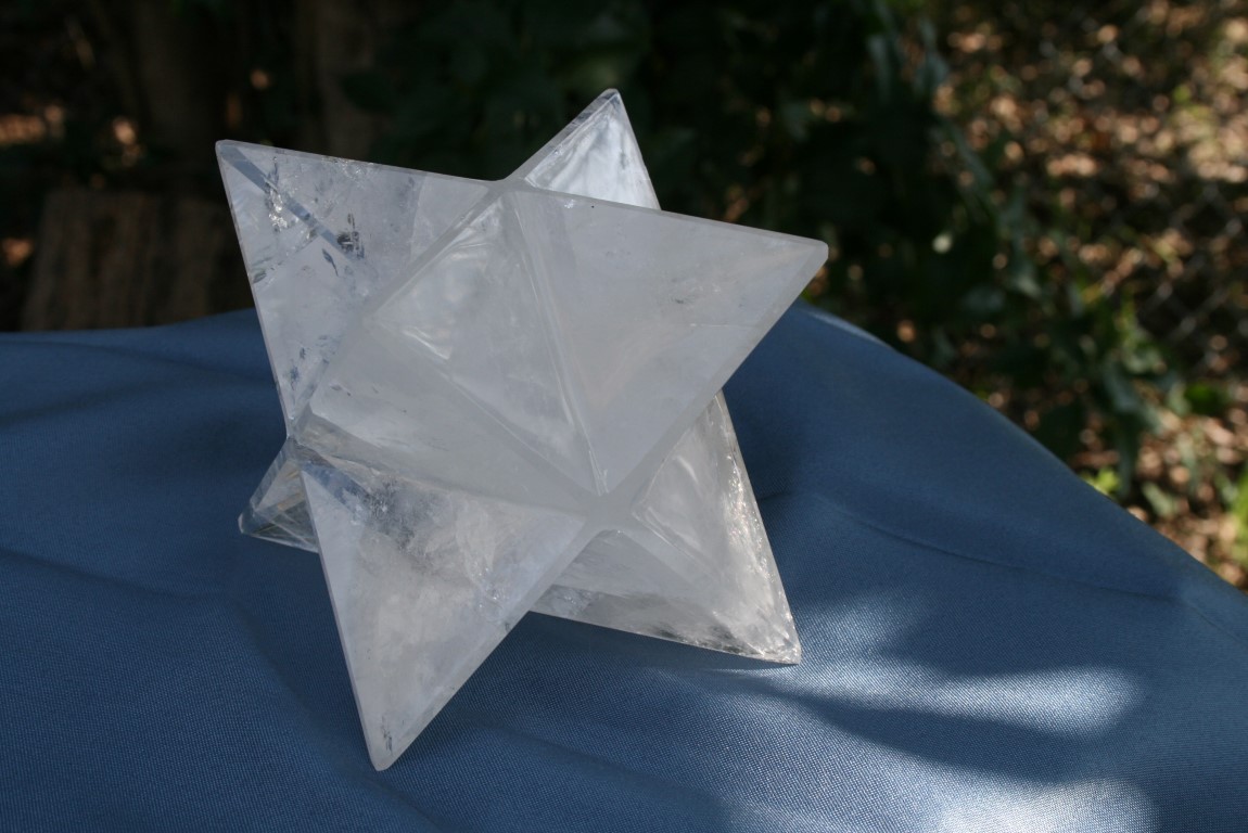 Quartz (Clear) Merkaba programmability, amplification of one's intentions, magnification of ambient energies, clearing, cleansing, healing, menory enhancement 4635
